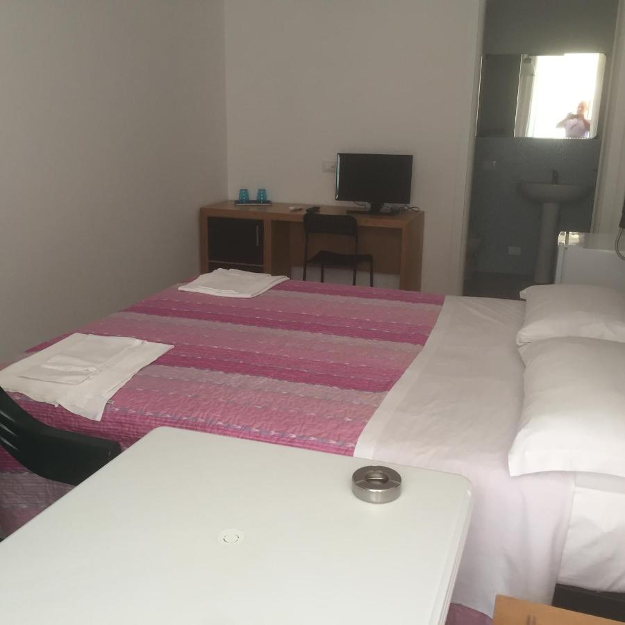 Duna Camere Con Bagno Лидо Адриано Екстериор снимка